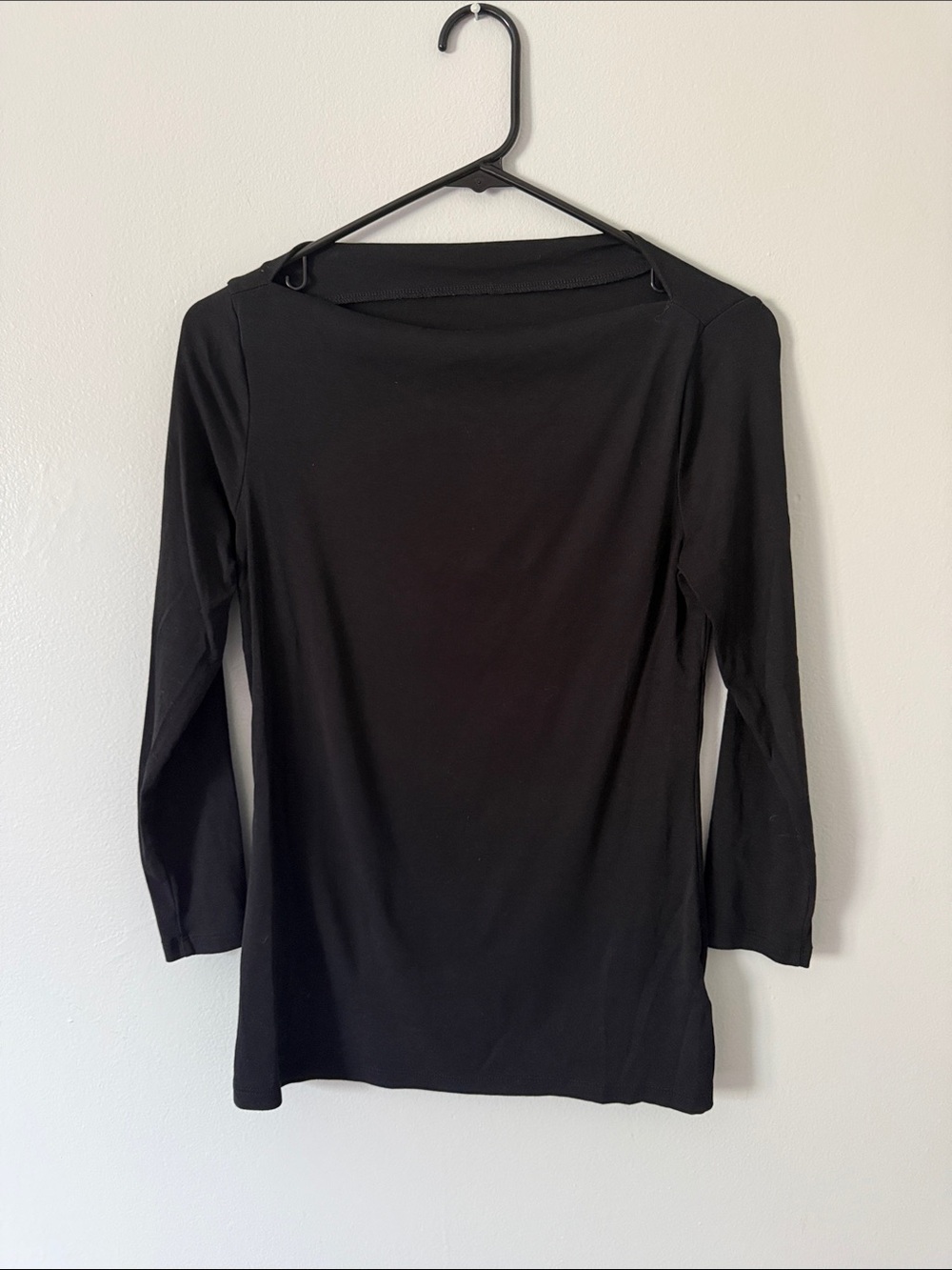 Old Navy Black Boatneck Long-Sleeve Top